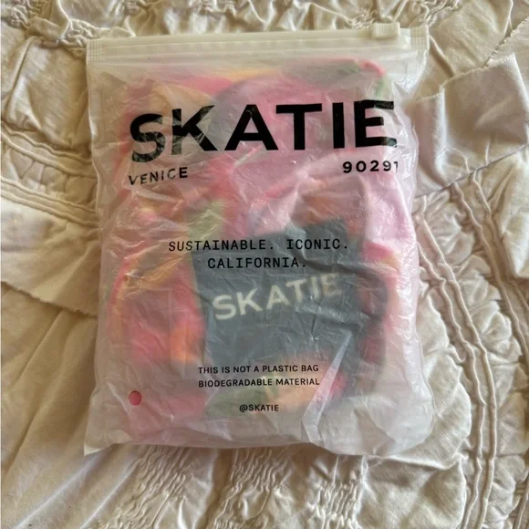 Skatie Kelly Bottom in Puka - Picture 3 of 6